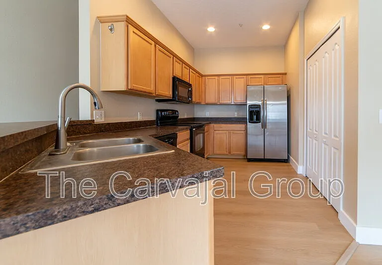 6646 S Goldenrod Rd #A — Photo 10