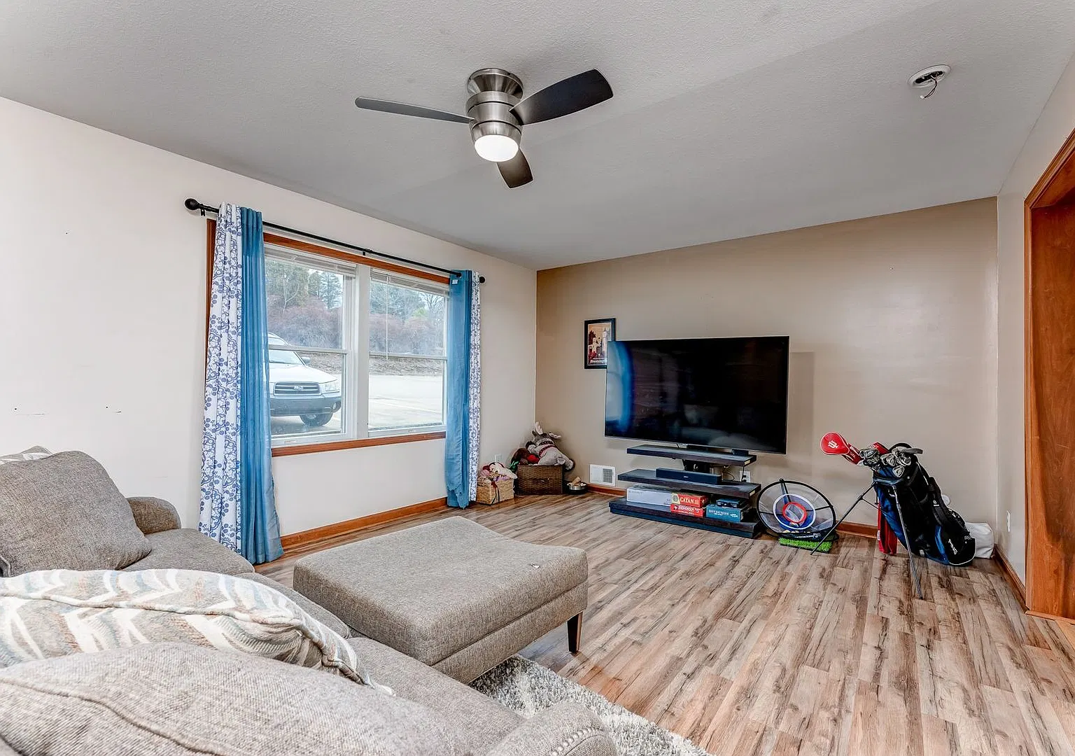 9 Riddle Court - Townhome — Photo 2
