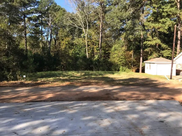 622 Forest Glen St, Montgomery, TX 77316