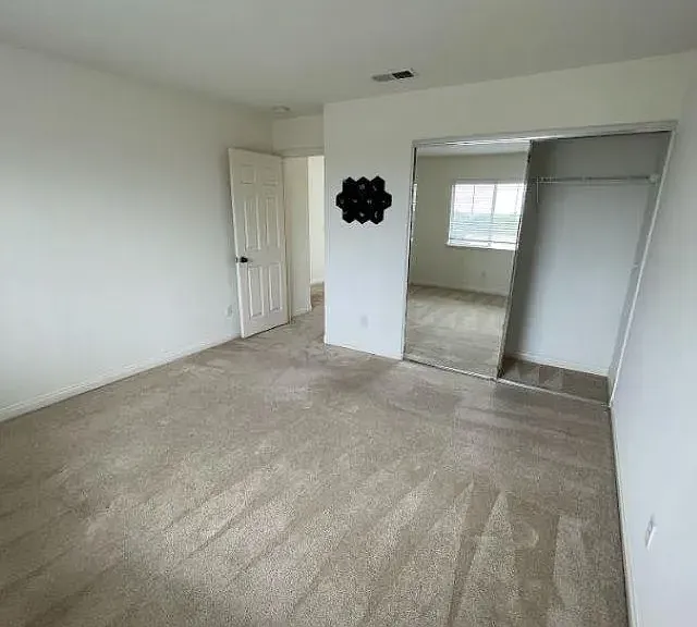6967 Tradewinds Dr — Photo 32