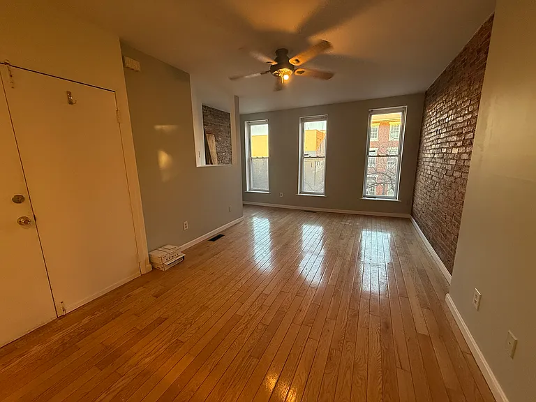 918 S Hanover St #1 — Photo 4