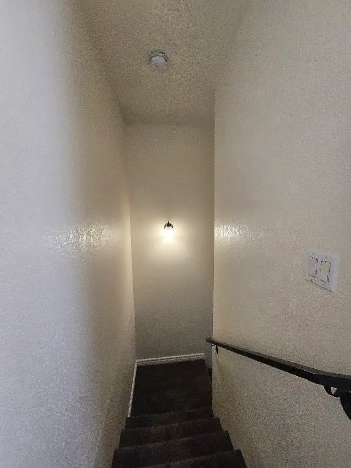 2 bed, 1.5 bath, $1,525 — Photo 4
