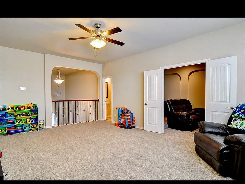 1st image of 8949 Jewelflower Dr