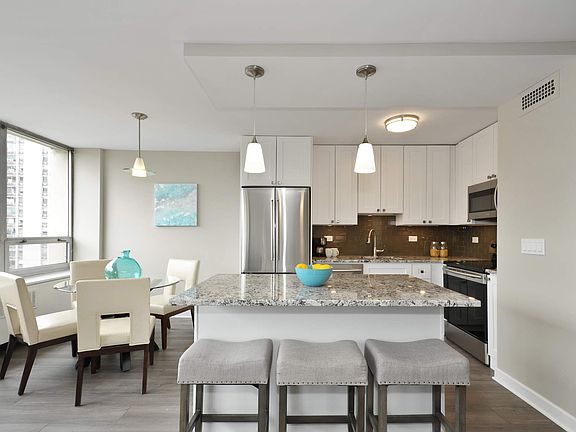 Kitchen/Dining