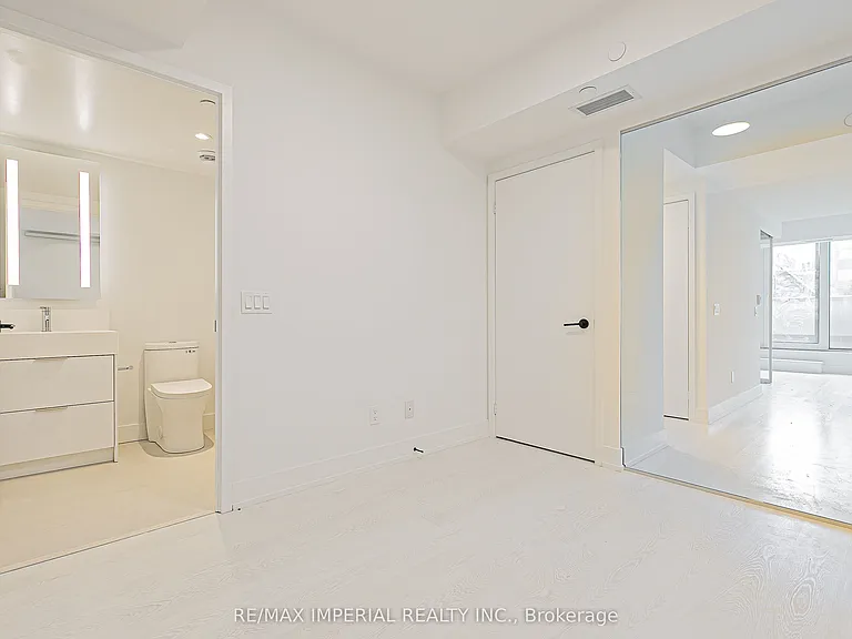 308 Jarvis St #305 — Photo 20