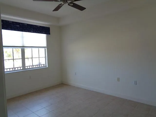 1512 SW 50th St #203 — Photo 10