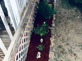 18 Horse Shoe Dr, Fries, VA 24330