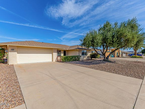 3rd image of 10620 W BURNS Drive