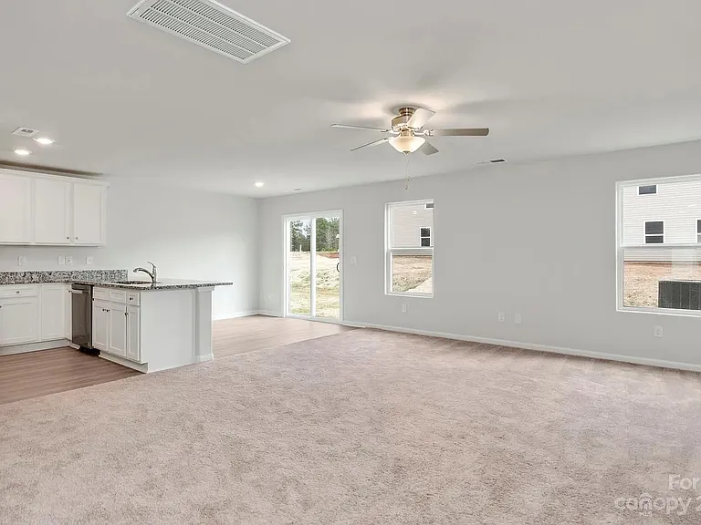 1629 Nia Rd — Photo 2