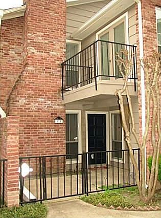 1st image of 7510 Holly Hill Dr APT 128