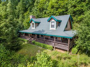 300 Steve Dr, Robbinsville, NC 28771