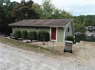201 Perkins Rd, Sunrise Beach, MO 65079