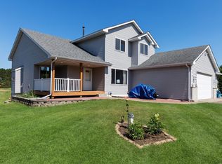 19005 Butternut St NW, Oak Grove, MN 55011