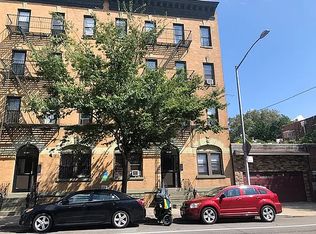 30-15 14th St #19, Astoria, NY 11102
