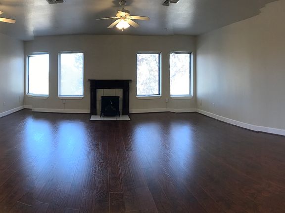 Spacious Living area