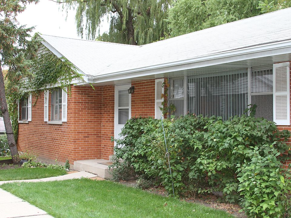 1st image of 637 Onwentsia Ave