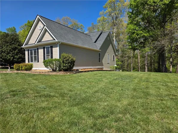 525 Pirklefield Dr, Covington, GA 30014