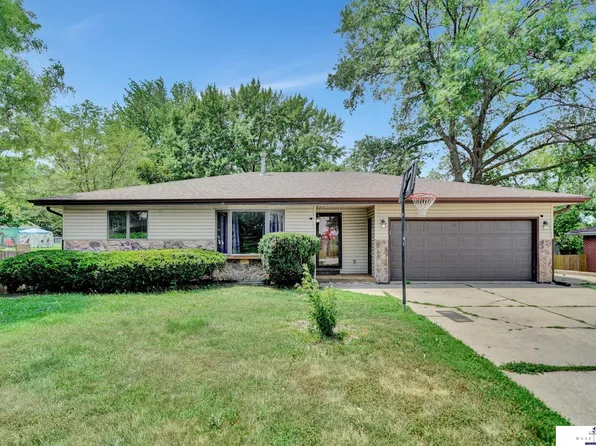 3735 S Folsom St, Lincoln, NE 68522