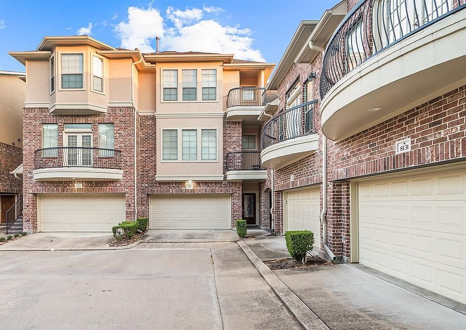 1st image of 8127 Estes Glen Ln