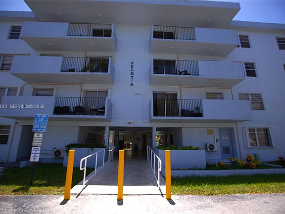 2nd image of 1221 SW 122nd Ave APT 403
