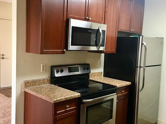2nd image of 1905 E Grand Ave APT 22