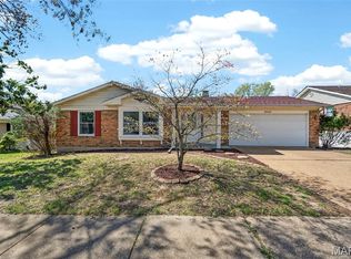 5749 Lost Brook Ct, Saint Louis, MO