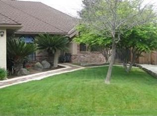6134 N Callisch Ave, Fresno, CA