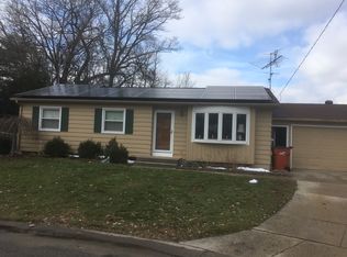 3189 Crisfield Dr NE, Grand Rapids, MI 49525