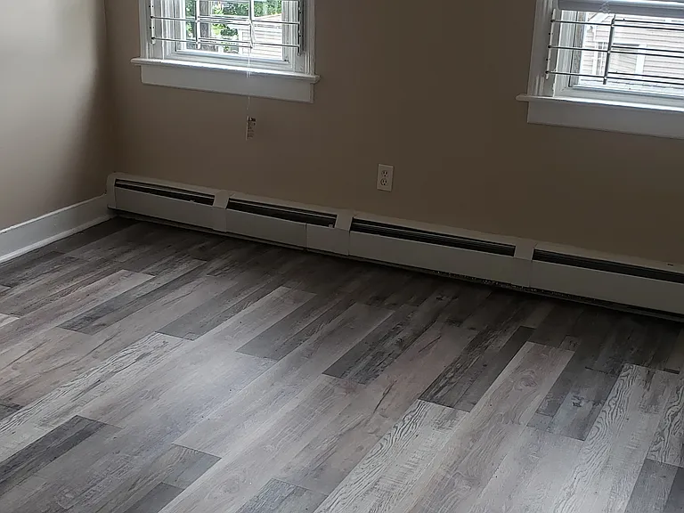 17-19 Mahl Ave #3 — Photo 31