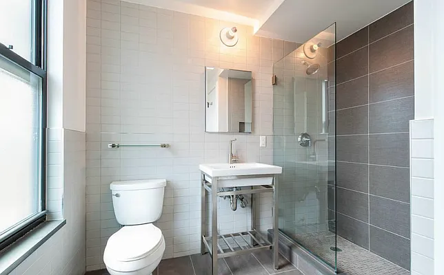 Rented by REAL New York | media 20