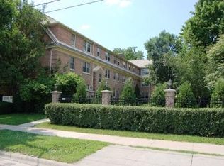 2420 E Washington Ave #11, Madison, WI 53704