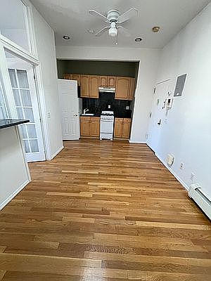 2nd image of 82 W 105th St #5J2
