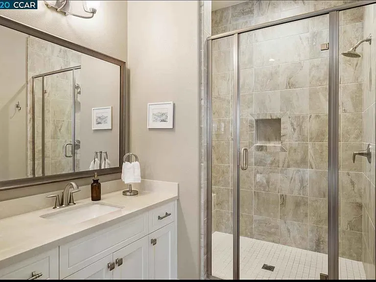 2049 Elderberry Dr — Photo 29