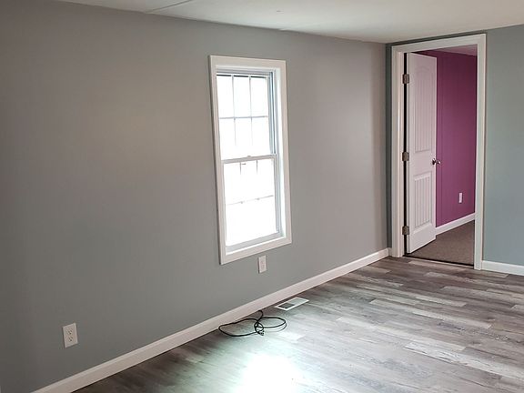 3rd image of 342 Noble Dr