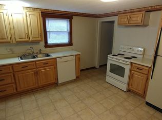 61 State St, Mount Pleasant, PA 15666