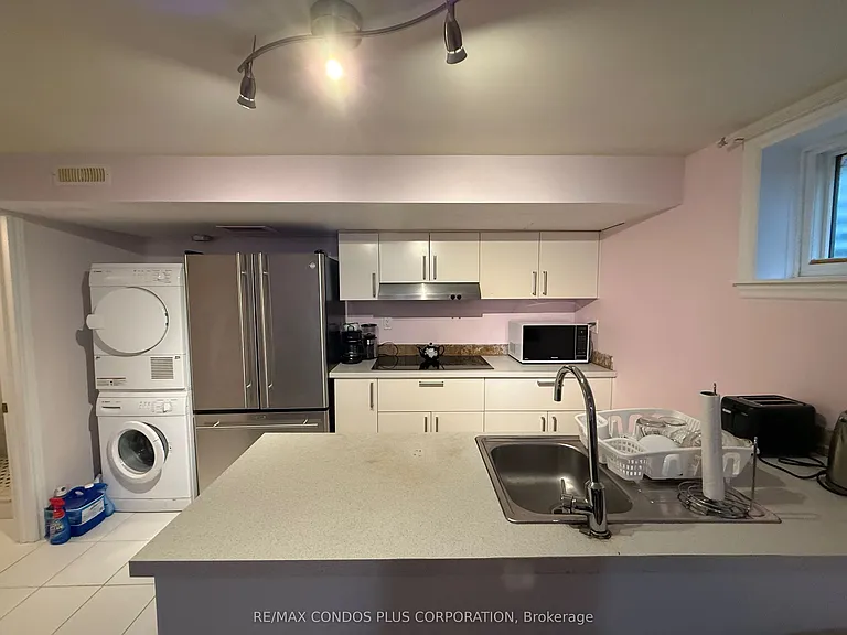 7 McKelvey Dr #LOWER LEVEL A — Photo 4