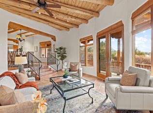 2109 Senda De Daniel, Santa Fe, NM 87501