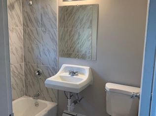 117 W 3rd Ave APT 5, Roselle, NJ 07203