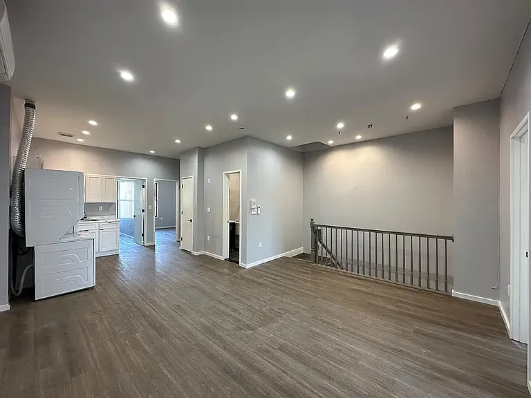 798 McDonald Ave #3A — Photo 8