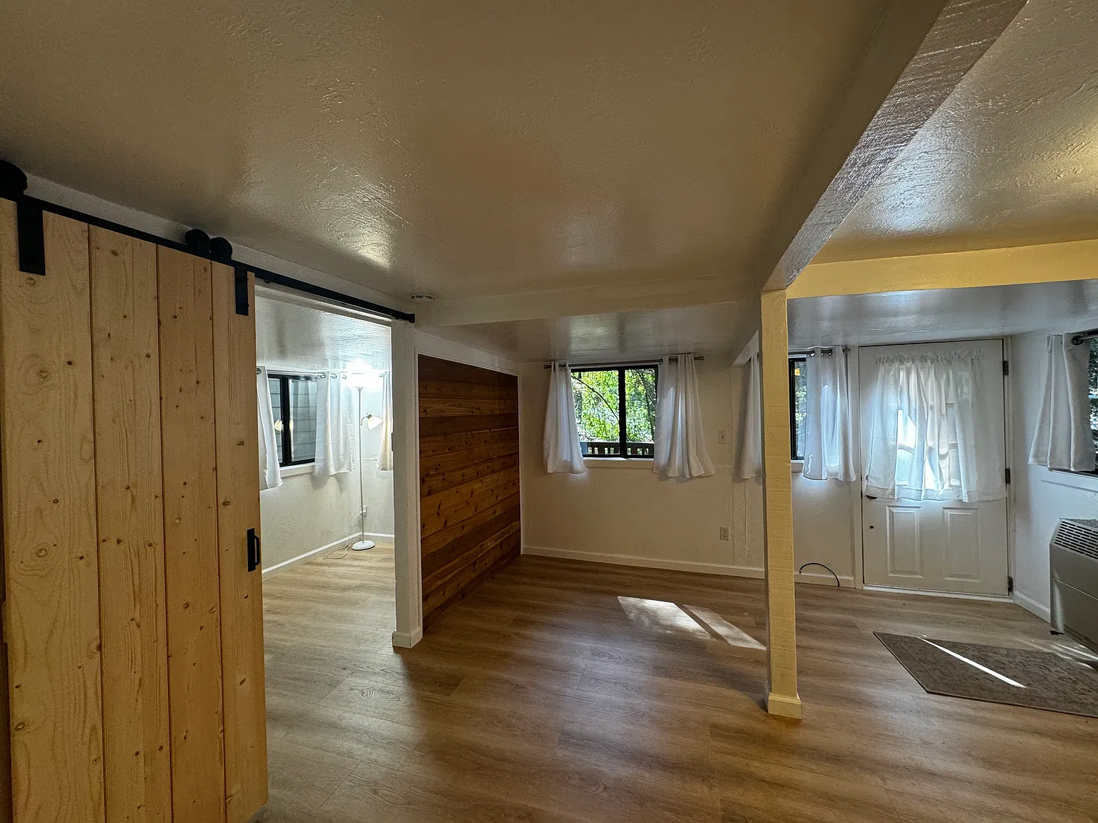 Studio, $1,625 — Photo 3