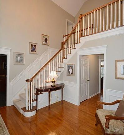 2nd image of 103 Dogwood Ln