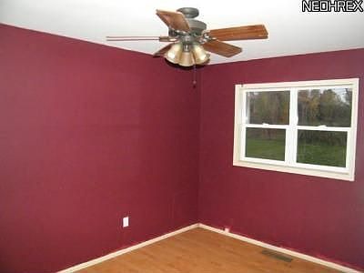 5th image of 424 Birch Hill Dr