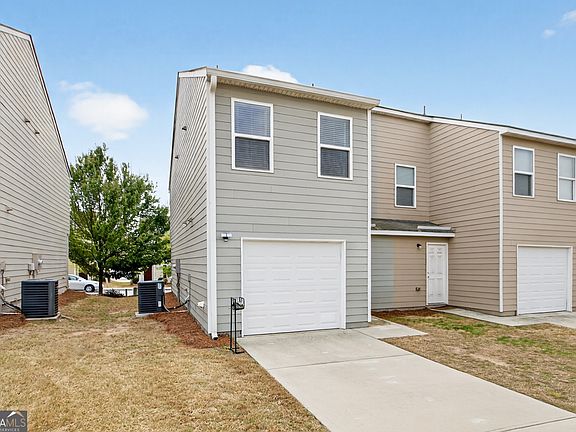3rd image of 412 Oconner Blvd