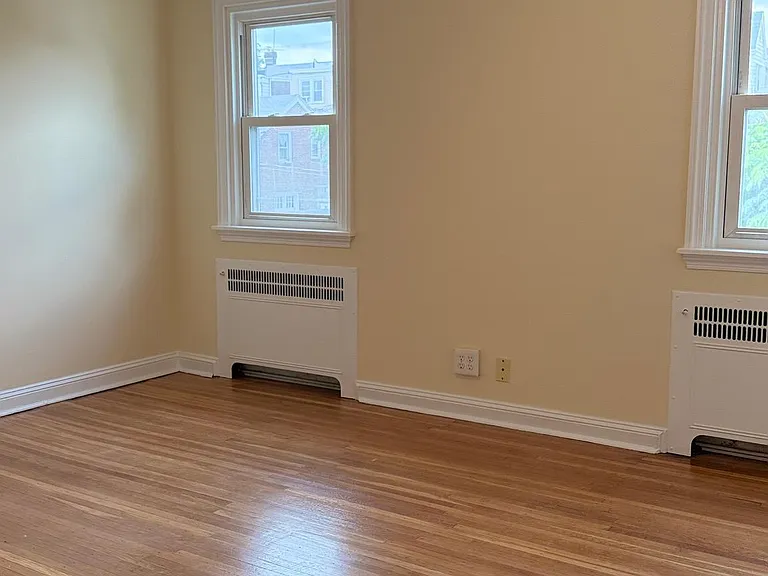 249 Glendale Rd — Photo 8