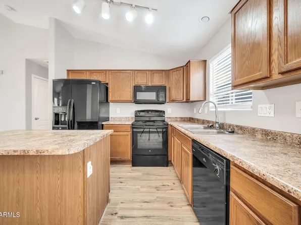 11017 W WILSHIRE Drive, Avondale, AZ 85392