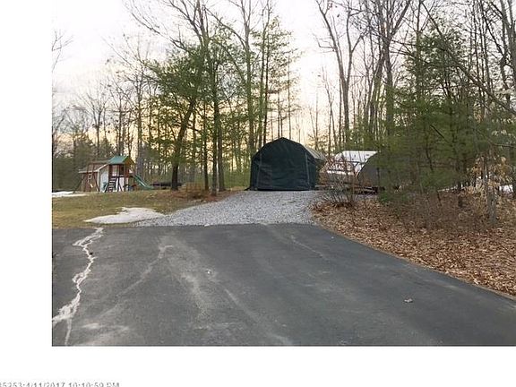 3rd image of 37 Meadowbrook Dr