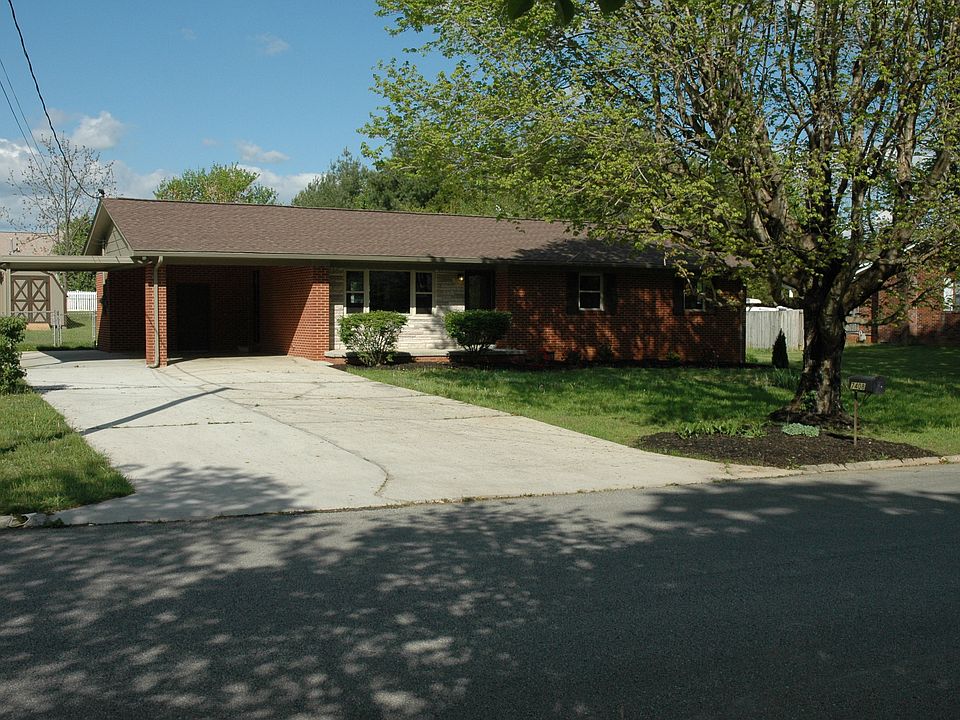 1st image of 7408 Palmyra Dr