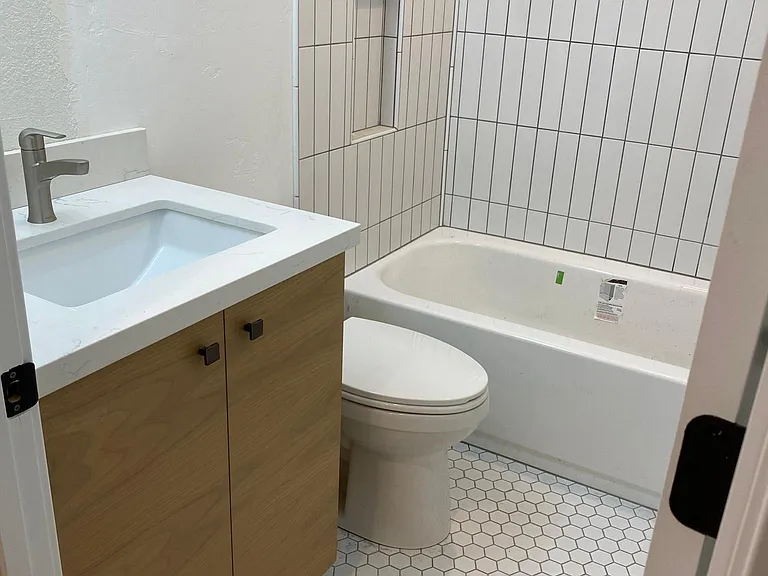 1627 S Blair St — Photo 3