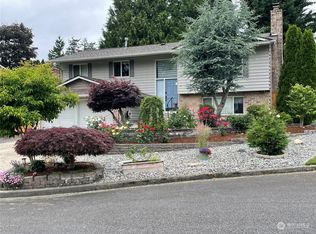 11812 NE 158th St, Bothell, WA 98011