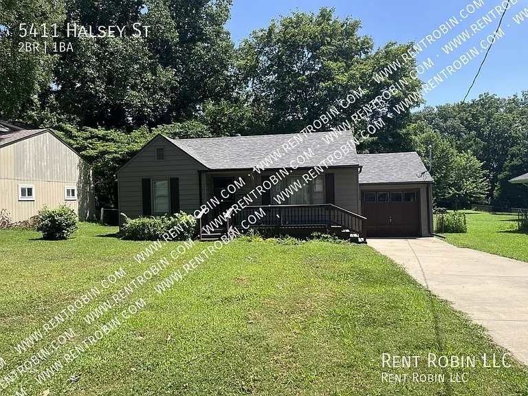 5411 Halsey St — Photo 2